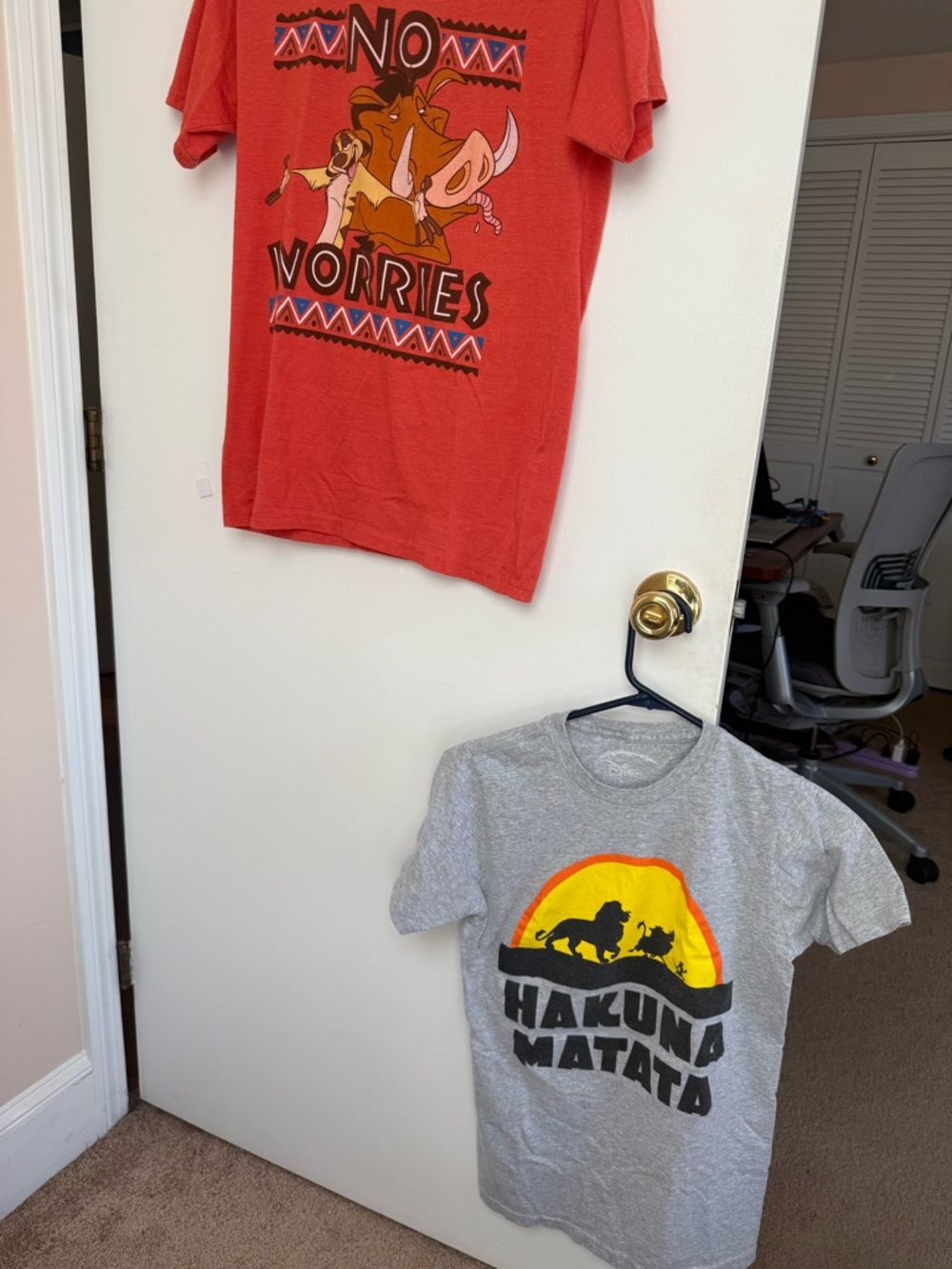 Set of 2 Lion King graphic tees